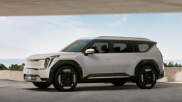 Как Kia увеличила дальность хода EV9: отработанное тепло от электрических двигателей используется для обогрева салона