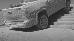 Ram 1200 впервые показали вживую. Он с лёгкостью преодолевает грязь и поднимается по лестнице