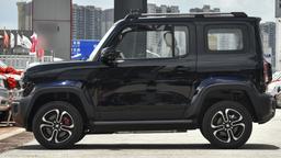 «Китайский Suzuki Jimny» с адаптивным круиз-контролем оказался гораздо дешевле, чем ожидалось. Объявлены цены Baojun Yep в Китае