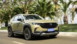 Главный конкурент Toyota RAV4 и Honda CR-V поступил в продажу в Китае. У Mazda CX-50 классические моторы 2 и 2,5 литра и не менее классический 6-ступенчатый автомат