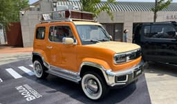 Холодильник под капотом, экран на крышке багажника, дизайн легендарного Suzuki Jimny и 68 л.с. — за 11 300 долларов. В Китае стартовали продажи необычного кроссовера Baojun Yep