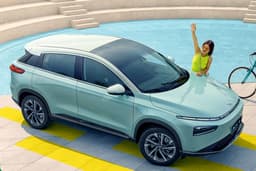 Огромное лобовое стекло, запас хода 520 км, размеры Hyundai Creta и цена ниже, чем у «Москвича 3е». В Россию привезли электрокроссовер XPeng G3i