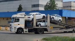 «Кому-то целый автовоз, кому-то одну штучку». «Отработка» Lada Vesta NG идет медленно, сейчас занимаются машинами, собранными в феврале