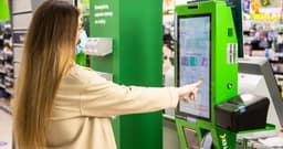 В 2023 году в России могут запустить систему оплаты покупок через распознавание лица