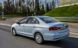 Названы плюсы и минусы альтернативы Volkswagen Polo и Skoda Rapid — седана Jetta VA3 за 2 млн рублей