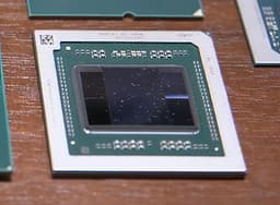 А где видеокарты, AMD? Появилось фото, предположительно, GPU Navi 32 с 16 ГБ памяти