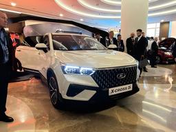 АвтоВАЗ не особо верит в успех Lada X-Cross 5? В июне АвтоВАЗ собирается выпустить не менее 5,5 тыс. Lada Vesta и всего 436 штук Lada X-Cross 5