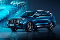 В России появился 7-местный кроссовер Geely Haoyue L 2023 с 2-литровым мотором Volvo. Он просторнее Atlas Pro, но и дороже