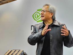 Глава Nvidia пообещал не бросать геймеров и выступил с защитой 8 ГБ памяти у GeForce RTX 4060 Ti