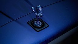 Представлен роскошный Rolls-Royce Cullinan Black Badge Blue Shadow Private Collection