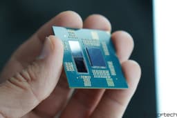 AMD показала уникальные Ryzen 9 5950X3D и Ryzen 9 5900X3D со 192 МБ кэш-памяти. У компании есть прототипы таких CPU