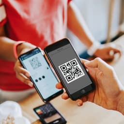 QR-коды не стали заменой банковским картам в России: покупки с помощью QR-кодов оплачивают лишь 2% опрошенных россиян