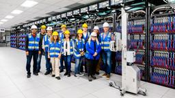 Intel готова резким скачком обойти и AMD, и Nvidia. Cуперкомпьютер Aurora с производительностью свыше 2 эксафлопс уже смонтирован