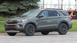 Ford Explorer Timberline 2024 засняли вживую. Обновленная задняя часть и интерьер