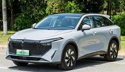 367-сильный «супергибридный» кроссовер от Nissan с запасом хода 1132 км, недорого. Venucia V Online DD-i Super Hybrid представлен в Китае