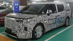 Первый минивэн Volvo засветился на шпионских фото