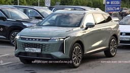 Флагманский кроссовер Exeed RX уже в Москве. Живые фото
