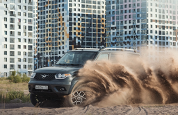 УАЗ или Lada Niva? Какие российские внедорожники авто быстрее всего теряют в цене?