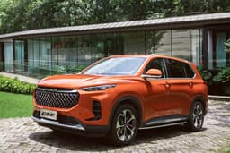 В России появился аналог Chery Tiggo 8: у кроссовера Maxus D60 7 мест, 159 л.с. и хорошее оснащение