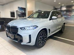 В России начали продавать новейшие BMW XM, BMW X5 и BMW X6 2023