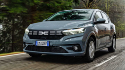 Новый Renault Sandero 2023 всё же появился в России — под брендом Dacia и за 2 млн рублей