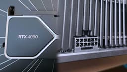 Спасибо, Nvidia, теперь GeForce RTX 4090 должна быть безопаснее. Новые адаптеры поставляются уже с обновлённым разъёмом питания 12VHPWR