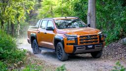 Представлен совершенно новый Mitsubishi L200. Пикап получил новую раму, мощный дизель и фирменный полный привод Super Select 4WD