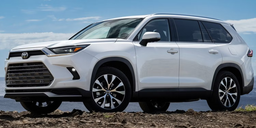 И тут лидирует Toyota: названы лучшие семейные кроссоверы и внедорожники в мире