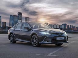 В России Toyota и Lexus — всё. Дилеры этих автопроизводителей не продали в июне 2023 года ни одного автомобиля, официально ввезенного в страну