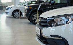 Новые машины точно подорожают — утильсбор на автомобили повышают в 1,7–3,7 раза. Повышение поддержали АвтоВАЗ, Sollers, КамАЗ и «Москвич»