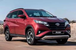 7-местный кроссовер Toyota с «автоматом» – ценой всего 2,6 млн рублей. В России начали продавать Toyota Rush 2023