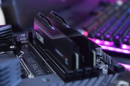 DDR5-7400 для геймеров бесполезна? Тесты показали, что с процессорами AMD такая память относительно DDR5-6200 прироста не обеспечивает