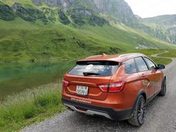 Швейцарцам дают опробовать Lada Vesta (и можно даже купить, но подержанную)