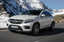 Россиянин отсудил у дилера 1,8 млн рублей за скрученный вдвое пробег у Mercedes-Benz