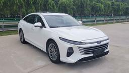 Лифтбэк Lada ещё не вышел, но уже устарел. В Китае показали обновлённый FAW Bestune B70