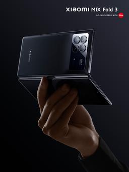 Глава Xiaomi: даже после 200 тыс. циклов складывания/раскладывания складка экрана Xiaomi Mix Fold 3 увеличивается всего на 10 микрон