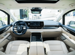 «Убийца Toyota Alphard» с пожизненной гарантией, огромным холодильником и максимальным комфортом. Предпродажи Great Wall Motor Wey Gaoshan начались в Китае