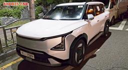 Заменитель Kia Sportage впервые засняли вживую. Kia EV5 удивил неровными зазорами кузовных панелей