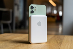 Новый аккумулятор MagSafe сможет одновременно заряжать два iPhone. Такие аккумуляторы можно будет соединять друг с другом