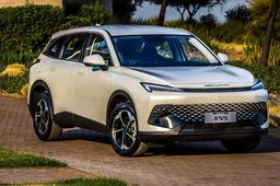Одноклассник Toyota RAV4. Начались продажи «российского» кроссовера BAIC X55