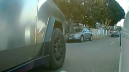 Одну из главных функций Tesla Cybertruck показали вживую: управление задними колёсами