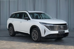Представлен новый Nissan Pathfinder. Автомобиль создан на базе Infiniti QX60