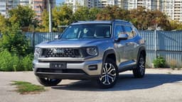 В России уже можно купить Haval Dargo второго поколения. Он крупнее, современнее и не дороже Dargo первого поколения