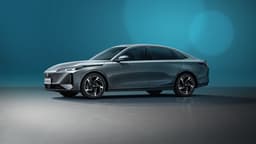 В России стартовали продажи седана Changan Lamore: цены и особенности комплектации