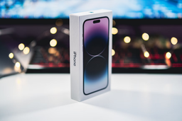 С «островом», но без USB-C: самый дорогой iPhone 14 Pro Max заметно подешевел в России