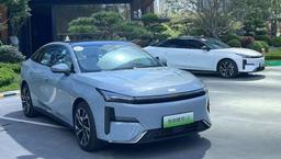 390 л.с., 6,3 с до 100 км/ч и 1370 км на баке бензина – за 21,5 тыс. долларов. Новейший седан Geely Galaxy L6 уже появился у дилеров в Китае