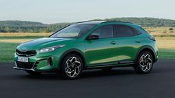 В Россию приехал рестайлинговый кроссовер Kia XCeed 2023. Цена может удивить