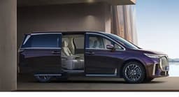 Роскошный аналог Toyota Alphard с мощностью 570 л.с., полутораметровым экраном в салоне и запасом хода 1231 км. Представлен Voyah Dreamer 2024