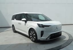 Больше никаких интриг. Первый минивэн Volvo рассекречен задолго до анонса