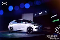 Глава Xiaomi пожелал отличных продаж конкурентам. «Суперумный большой семиместный автомобиль» Xpeng X9 выпустят уже сегодня